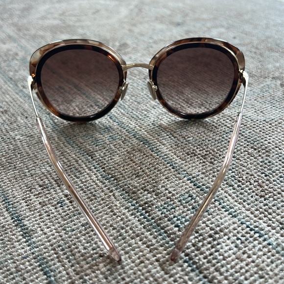 Prada sunglasses - Picture 2 of 13